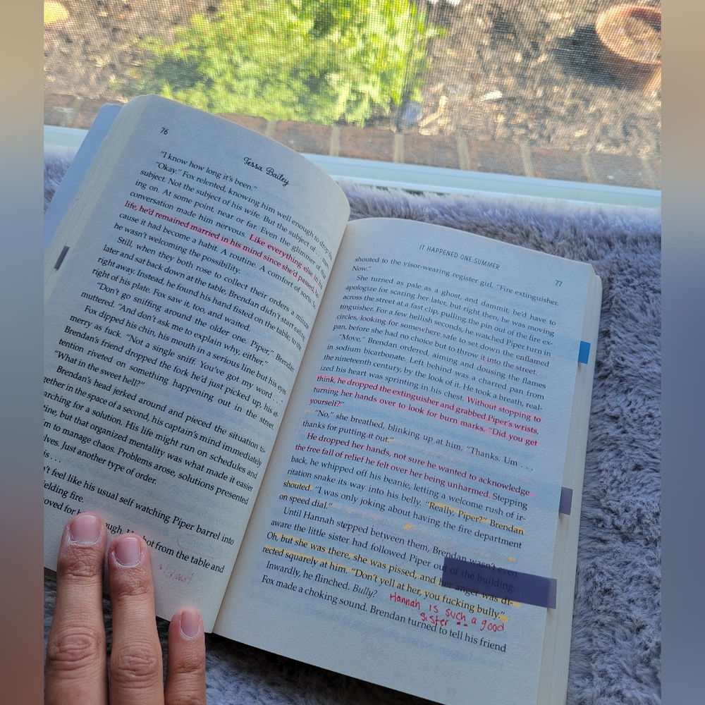 Book Bundle - Picture 5 of 6